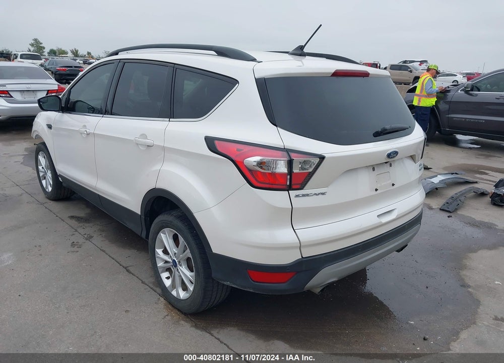 2018 FORD ESCAPE SEL VIN: 1FMCU0HD3JUB24214