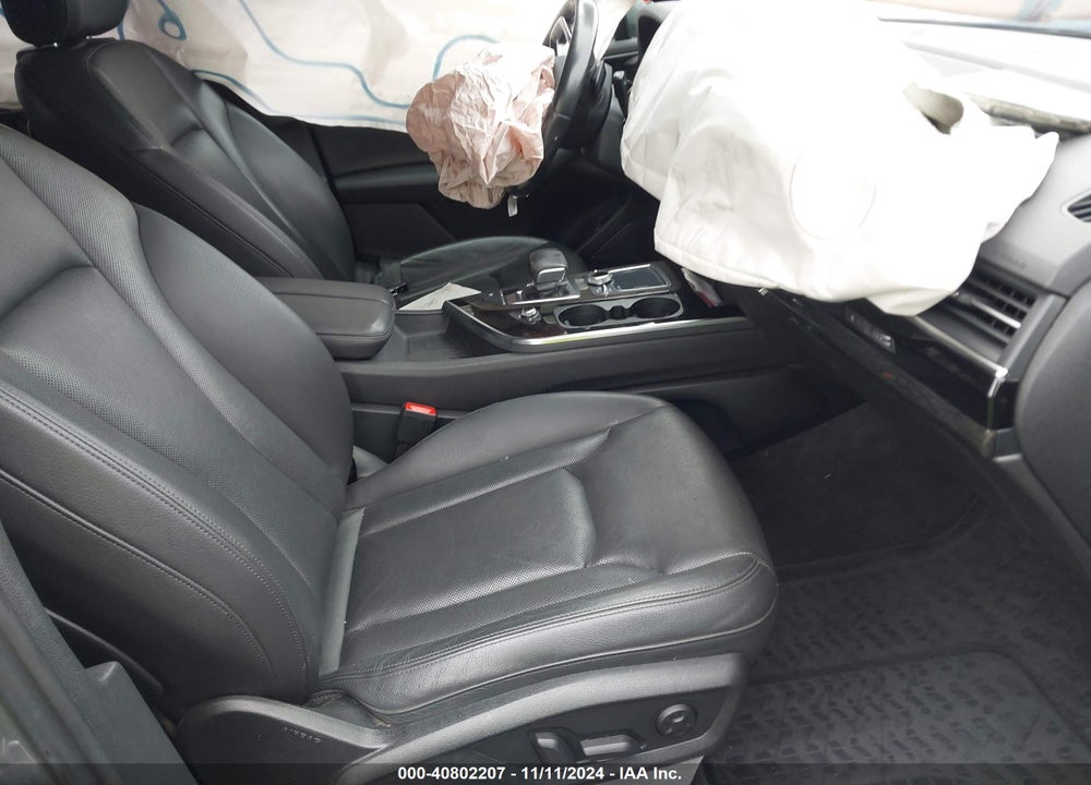 2017 AUDI Q7 VIN: WA1LAAF79HD008049