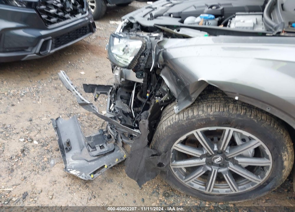 2017 AUDI Q7 VIN: WA1LAAF79HD008049