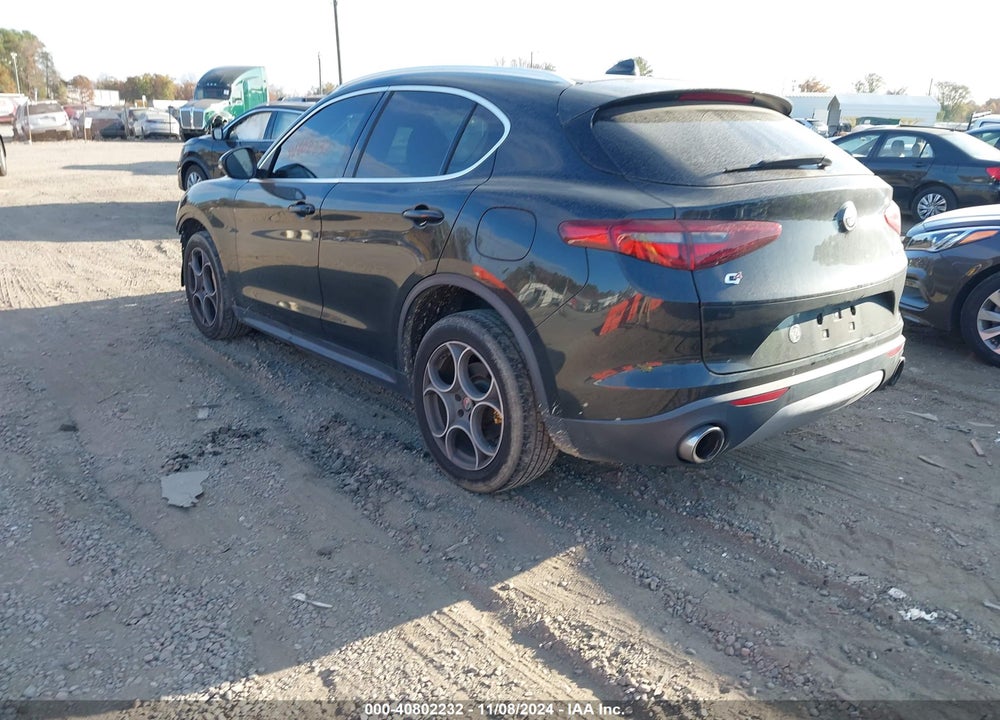 2018 ALFA ROMEO STELVIO AWD VIN: ZASFAKAN4J7B71587