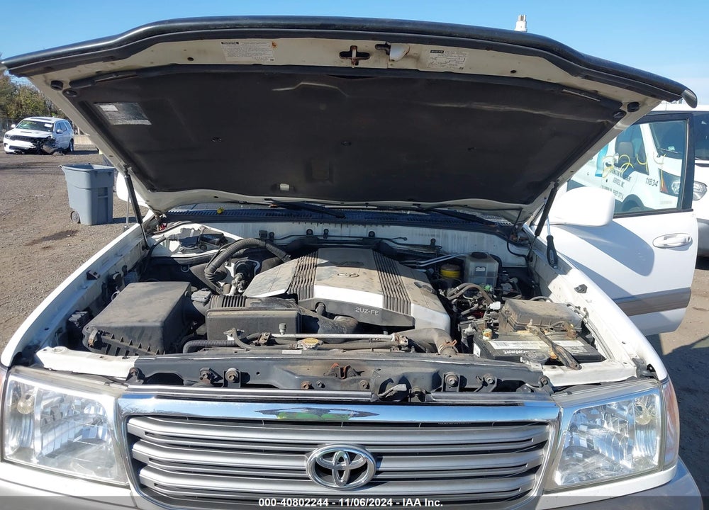 2005 TOYOTA LAND CRUISER V8 VIN: JTEHT05J552073867