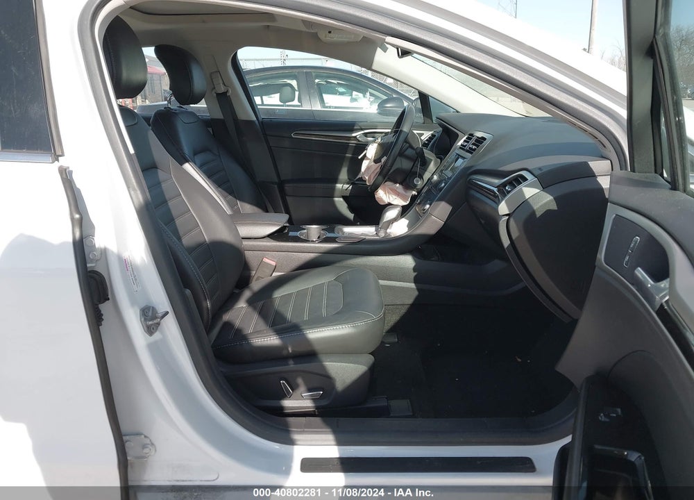 2015 FORD FUSION SE VIN: 1FA6P0HDXF5108866