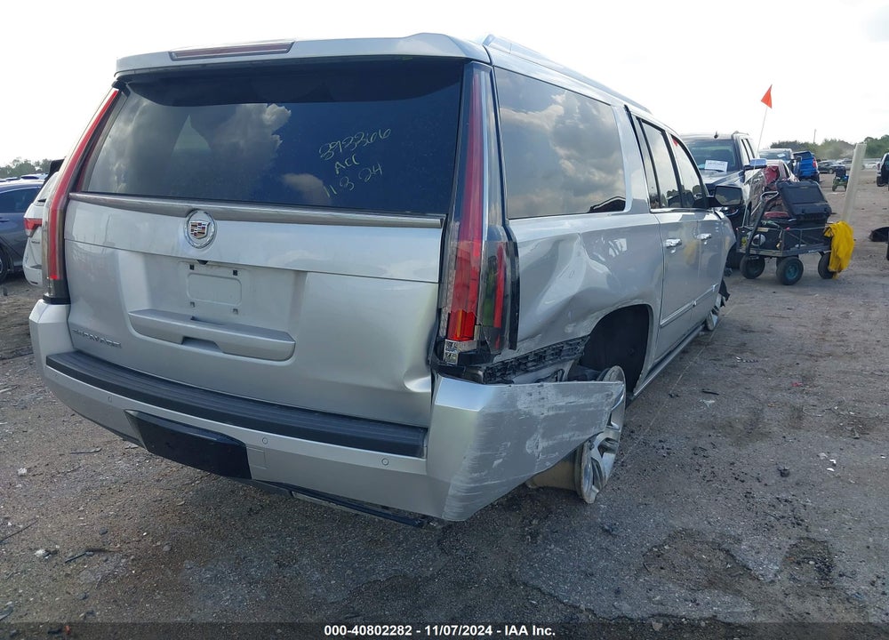2015 CADILLAC ESCALADE ESV PREMIUM VIN: 1GYS3JKJ5FR258721