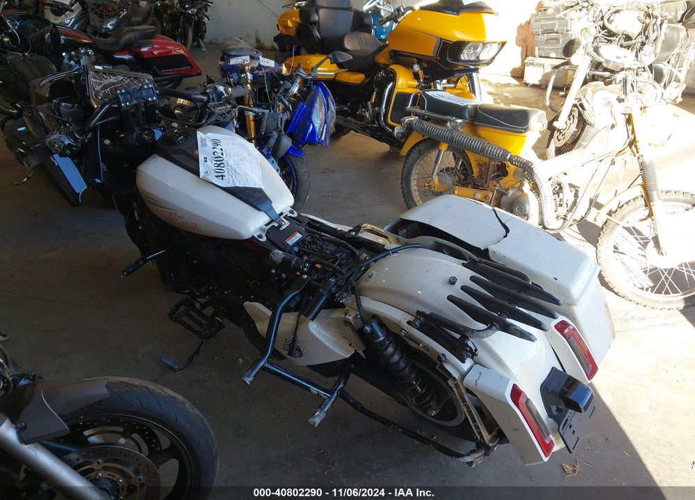 2024 HARLEY-DAVIDSON FLTRXSTSE VIN: 1HD1TL815RB952017