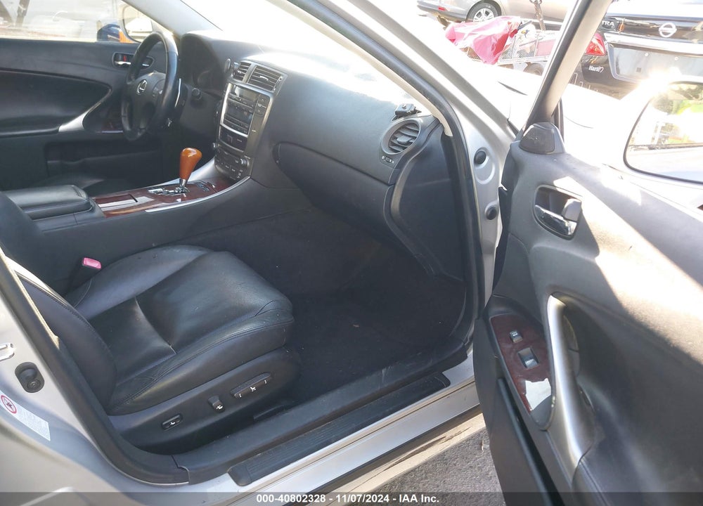 2007 LEXUS IS 250 VIN: JTHBK262372029822