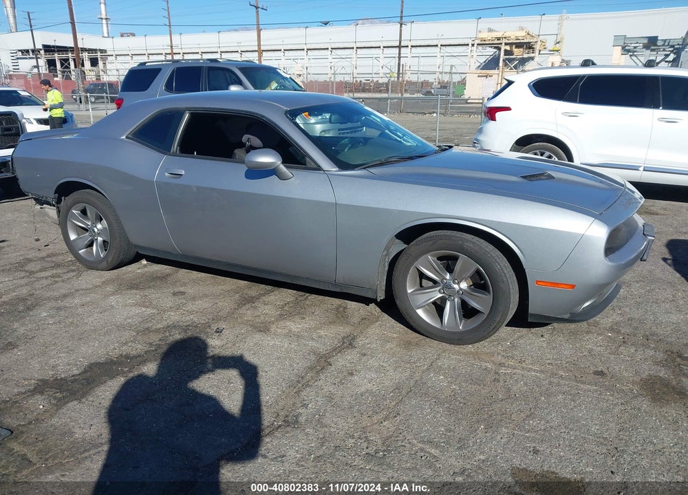 2018 DODGE CHALLENGER SXT VIN: 2C3CDZAG5JH116667