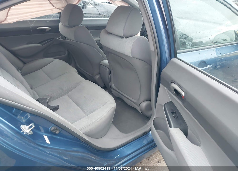 2010 HONDA CIVIC LX VIN: 19XFA1F59AE016187