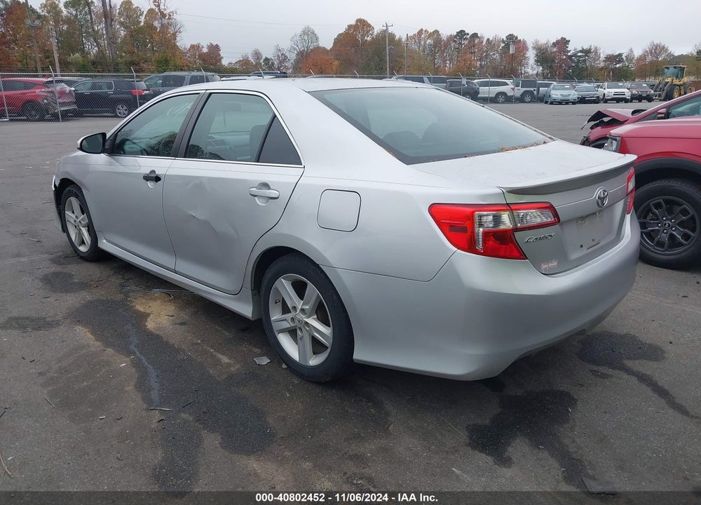 2013 TOYOTA CAMRY SE VIN: 4T1BF1FK7DU279608