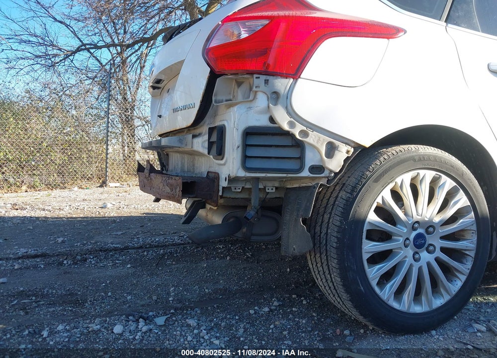 2012 FORD FOCUS TITANIUM VIN: 1FAHP3N29CL340329
