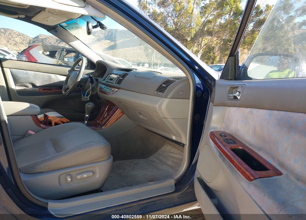 2005 TOYOTA CAMRY XLE V6 VIN: JTDBF32K450165984