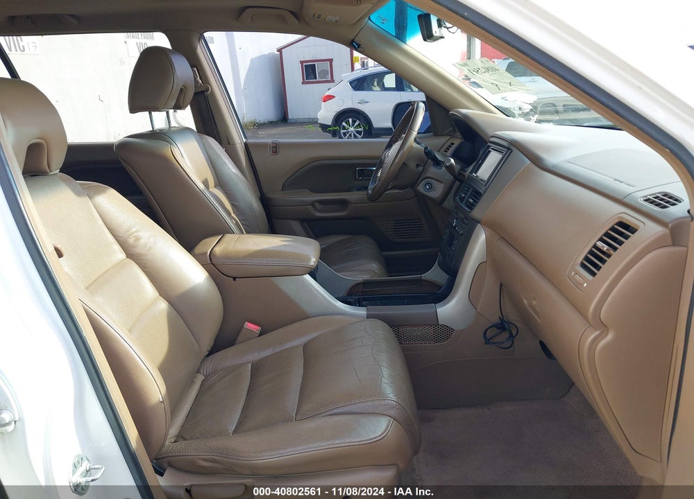 2008 HONDA PILOT EX-L VIN: 5FNYF18588B050004