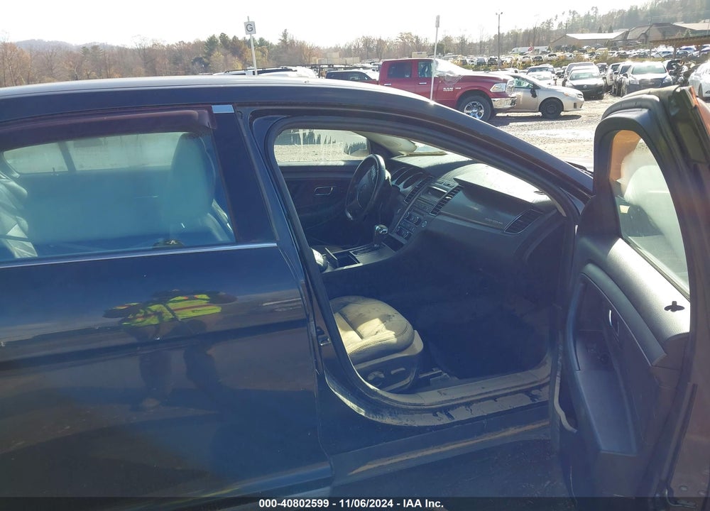 2011 FORD TAURUS SEL VIN: 1FAHP2EW0BG110666