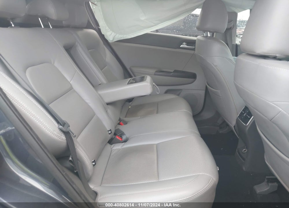 2018 KIA SPORTAGE LX VIN: KNDPM3AC4J7490156
