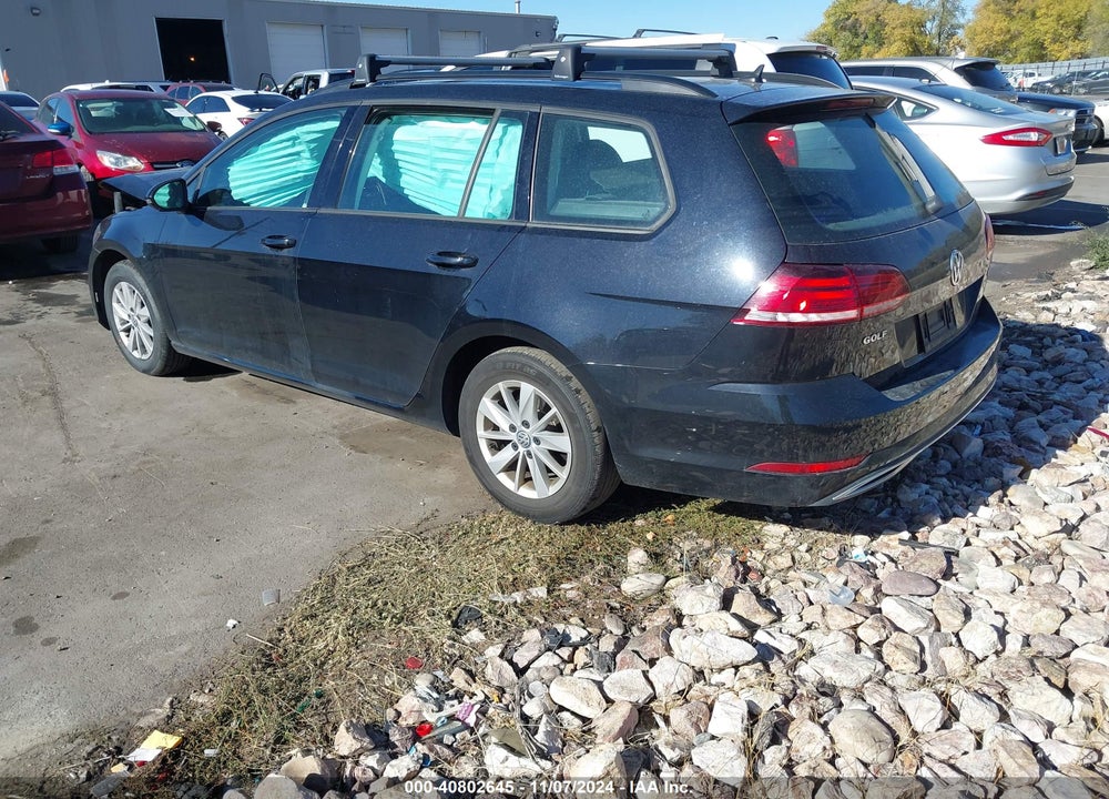 2018 VOLKSWAGEN GOLF SPORTWAGEN TSI S VIN: 3VW717AU0JM767770