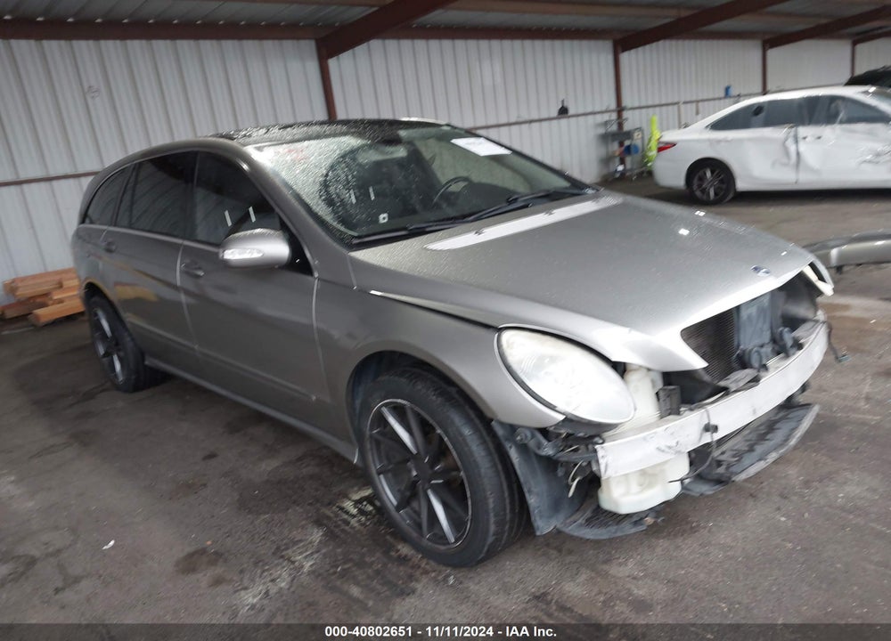 2006 MERCEDES-BENZ R 500 4MATIC VIN: 4JGCB75E56A002572
