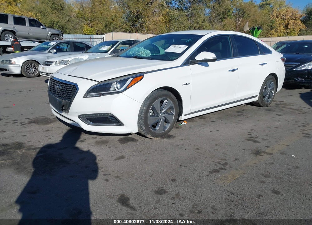 2017 HYUNDAI SONATA HYBRID VIN: KMHE34L39HA068695