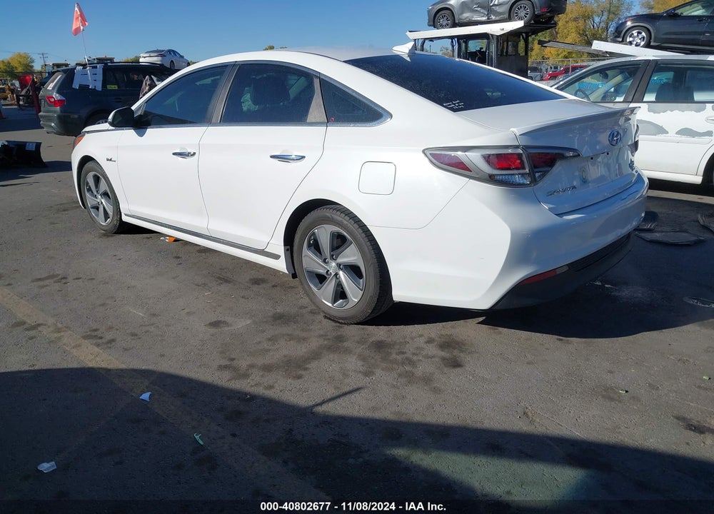 2017 HYUNDAI SONATA HYBRID VIN: KMHE34L39HA068695
