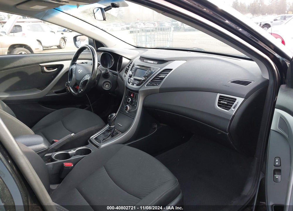 2015 HYUNDAI ELANTRA SE VIN: 5NPDH4AE4FH612886