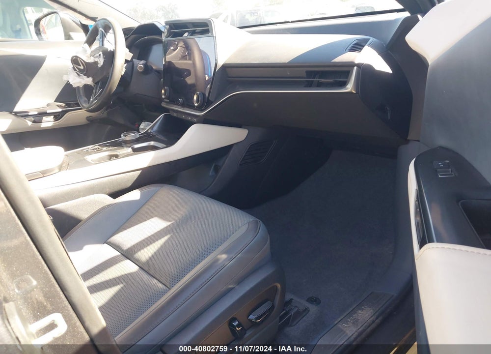 2023 LEXUS RZ 450E PREMIUM VIN: JTJAAAAB3PA008294