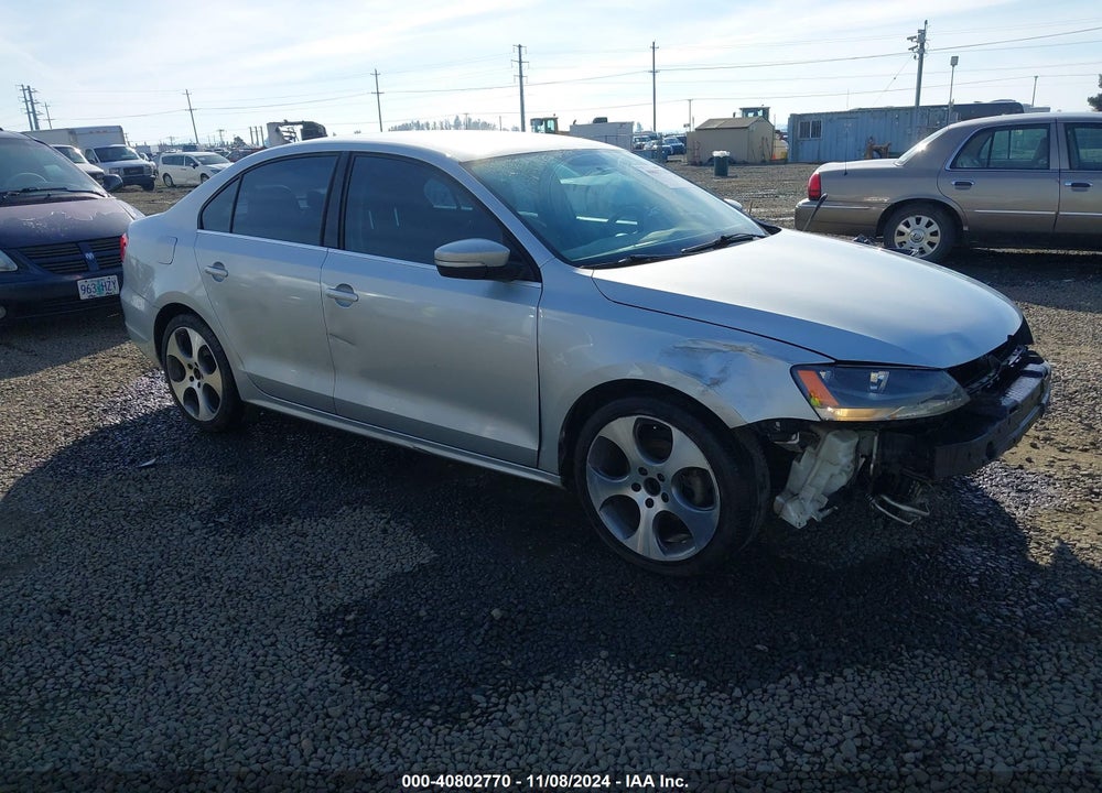 2013 VOLKSWAGEN JETTA 2.5L SE VIN: 3VWDX7AJXDM396614