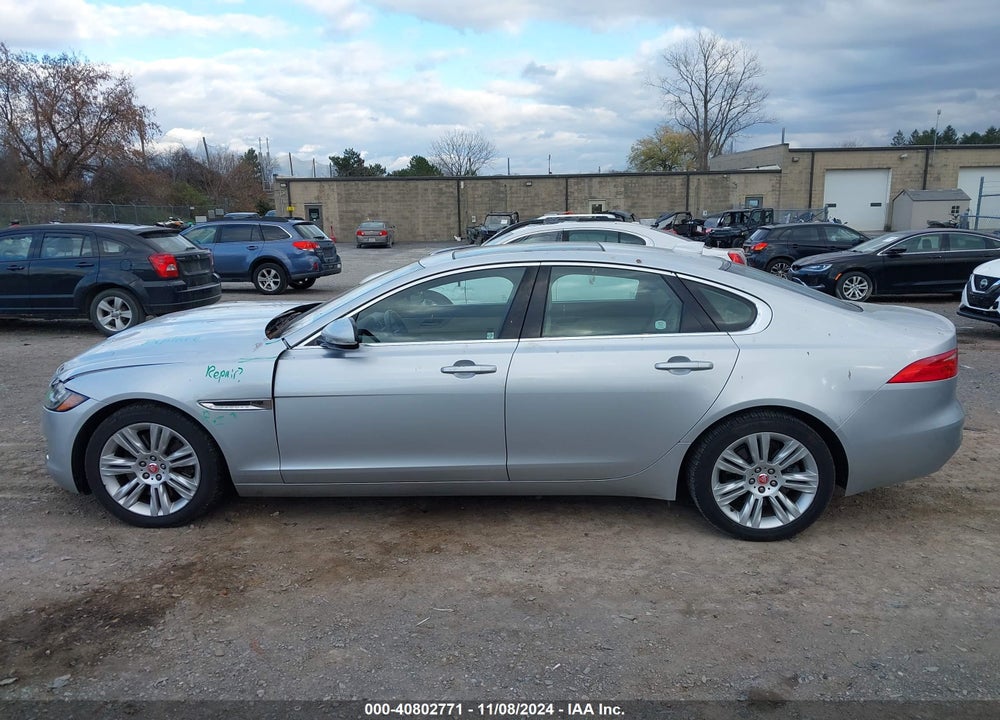 2017 JAGUAR XF 35T PREMIUM VIN: SAJBJ4BV6HCY46439