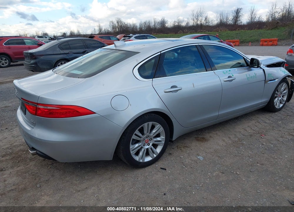 2017 JAGUAR XF 35T PREMIUM VIN: SAJBJ4BV6HCY46439