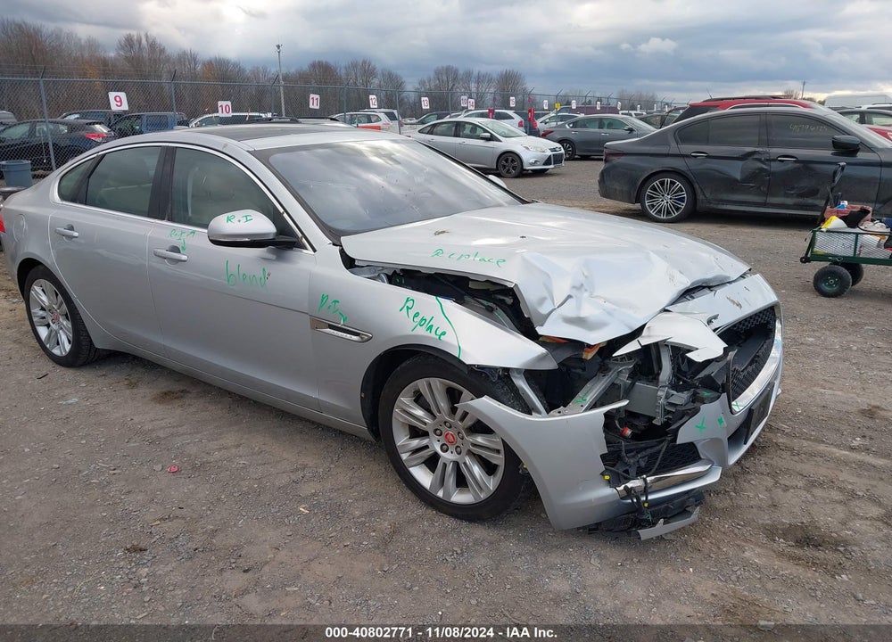 2017 JAGUAR XF 35T PREMIUM VIN: SAJBJ4BV6HCY46439