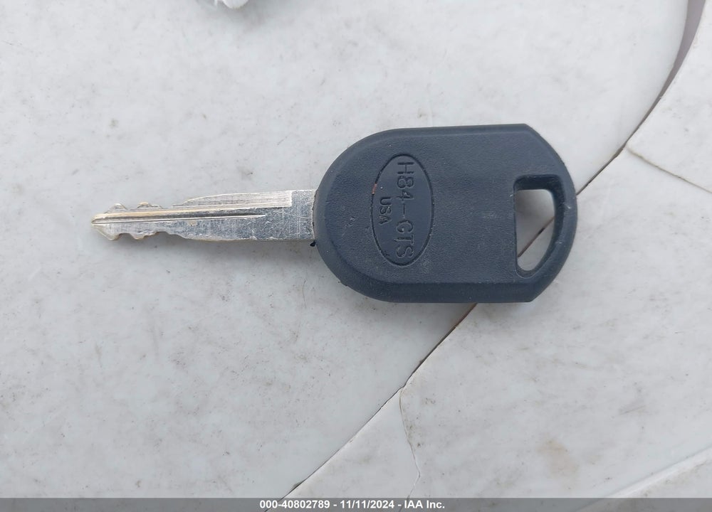 2005 FORD FOCUS ZX4 VIN: 1FAFP34NX5W177937