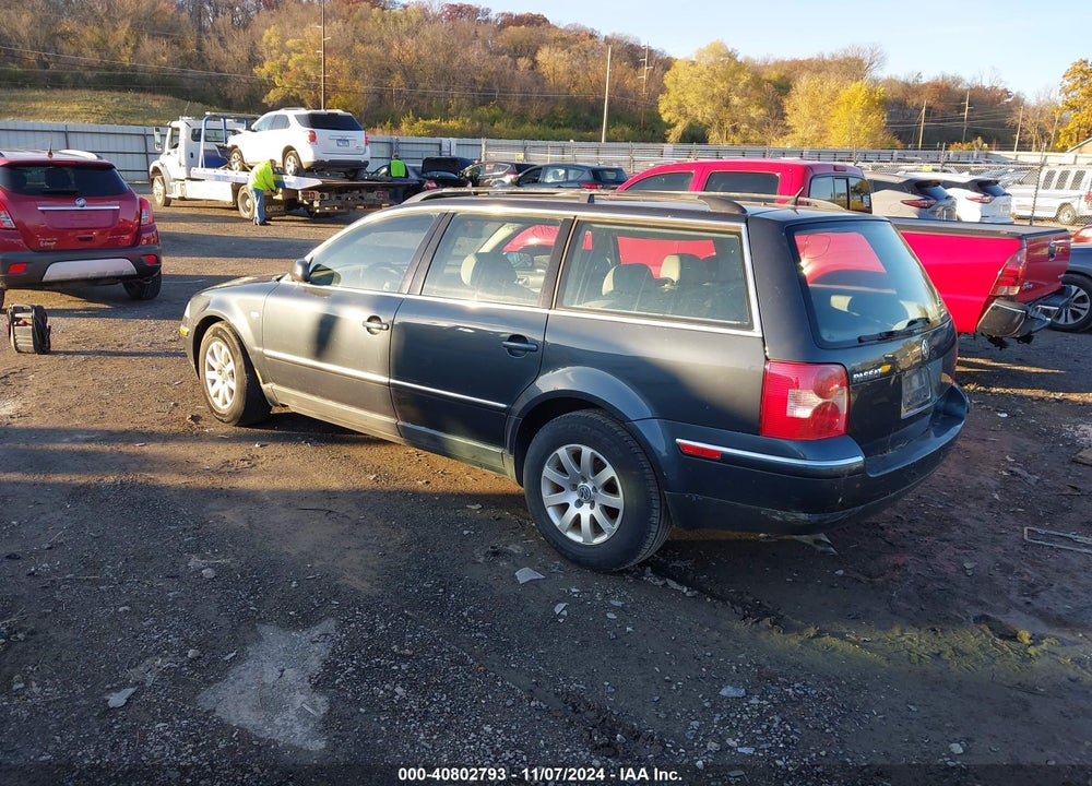 2003 VOLKSWAGEN PASSAT GLS VIN: WVWVD63B03E161028