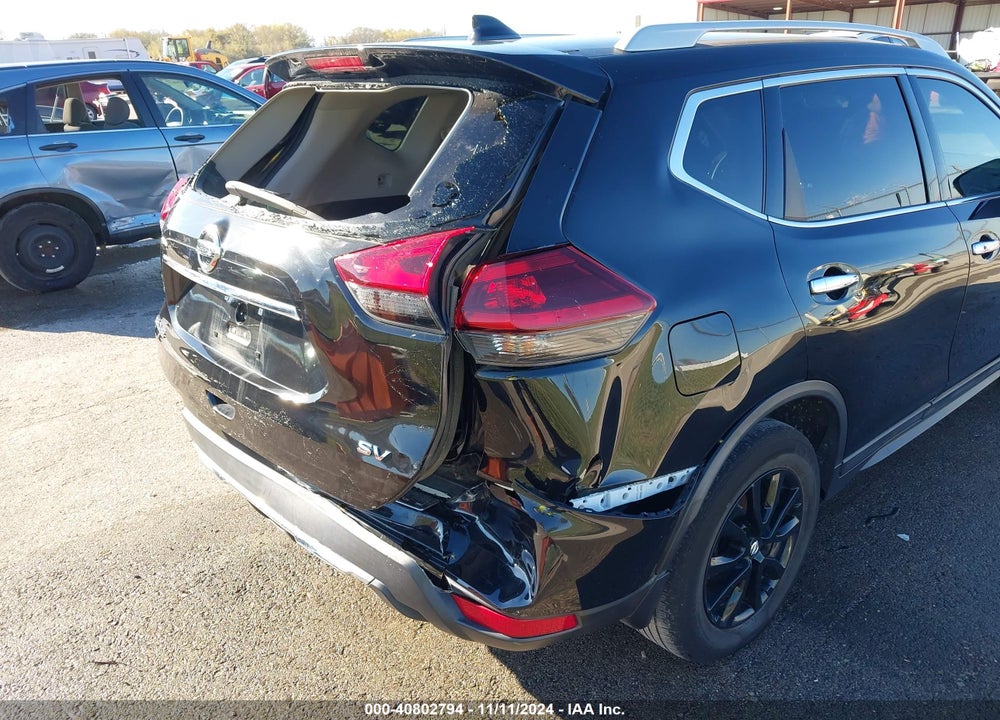 2018 NISSAN ROGUE VIN: 5N1AT2MT3JC733179