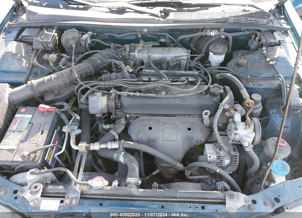 1994 HONDA ACCORD LX/EX VIN: 1HGCD5630RA096088