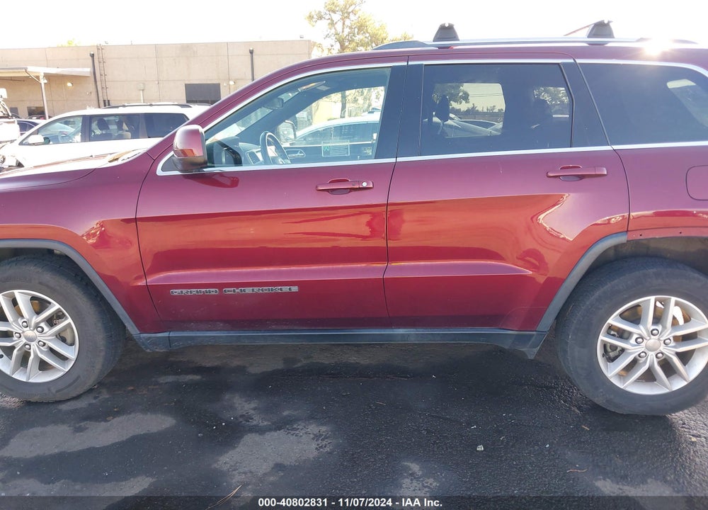 2017 JEEP GRAND CHEROKEE LAREDO 4X4 VIN: 1C4RJFAGXHC608718