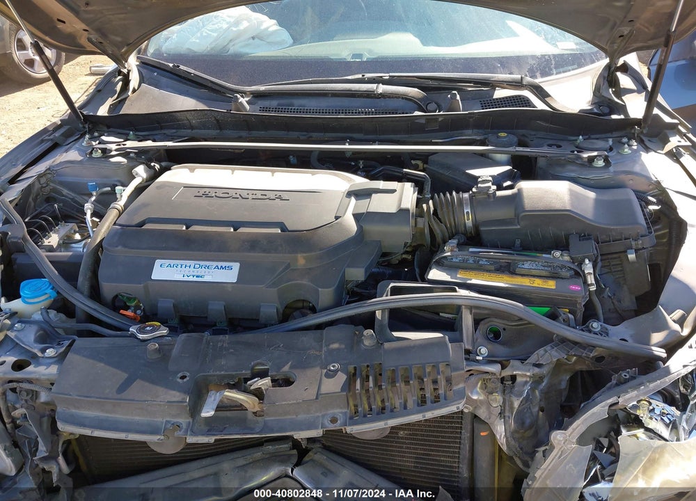 2013 HONDA ACCORD EX-L V-6 VIN: 1HGCR3F88DA042872