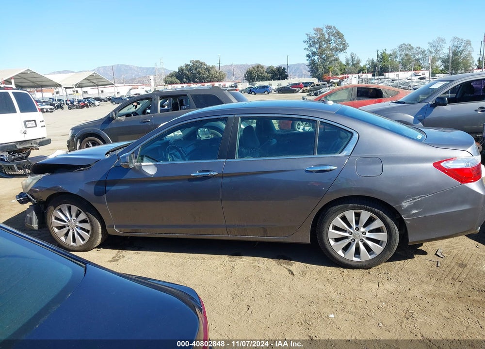 2013 HONDA ACCORD EX-L V-6 VIN: 1HGCR3F88DA042872