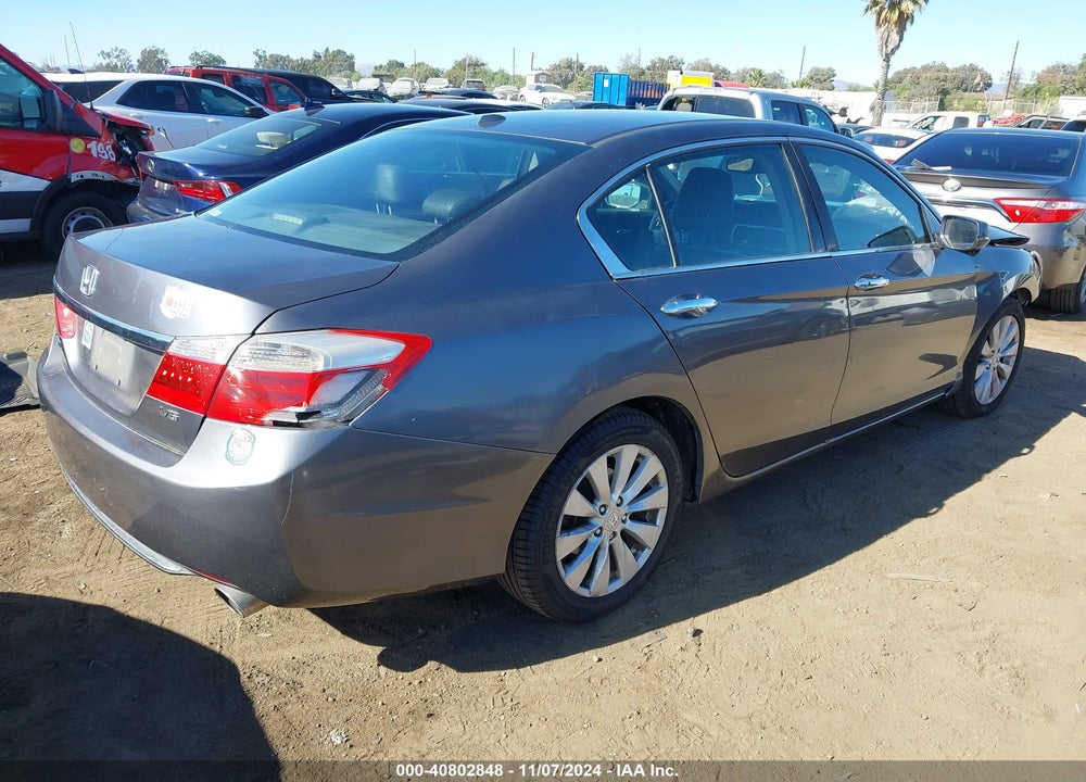 2013 HONDA ACCORD EX-L V-6 VIN: 1HGCR3F88DA042872