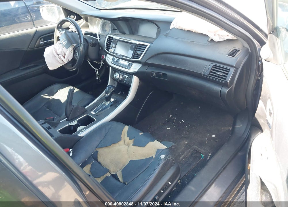 2013 HONDA ACCORD EX-L V-6 VIN: 1HGCR3F88DA042872