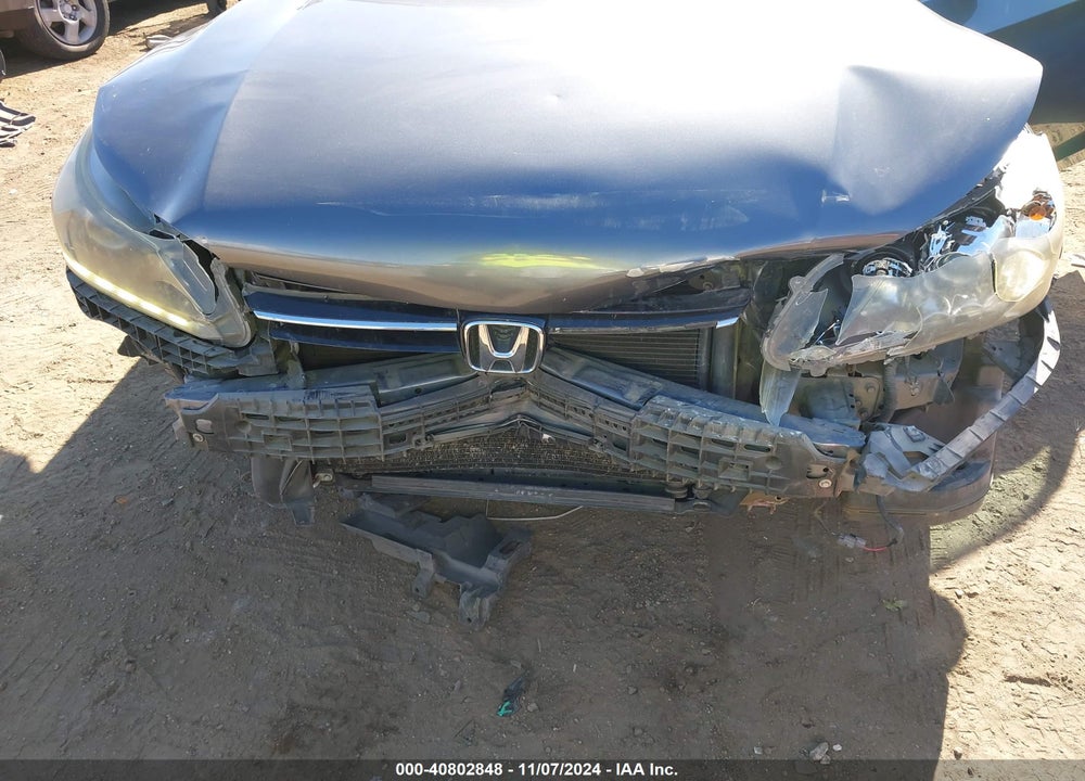 2013 HONDA ACCORD EX-L V-6 VIN: 1HGCR3F88DA042872