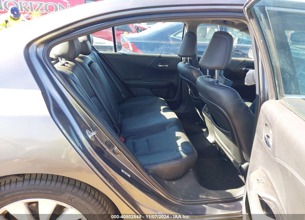 2013 HONDA ACCORD EX-L V-6 VIN: 1HGCR3F88DA042872