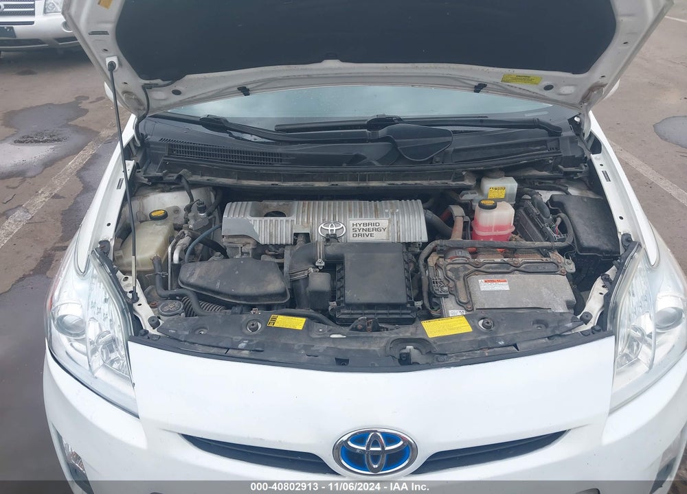 2011 TOYOTA PRIUS TWO VIN: JTDKN3DU9B5313692