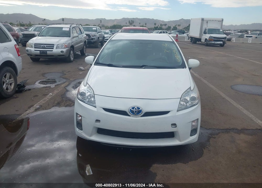 2011 TOYOTA PRIUS TWO VIN: JTDKN3DU9B5313692