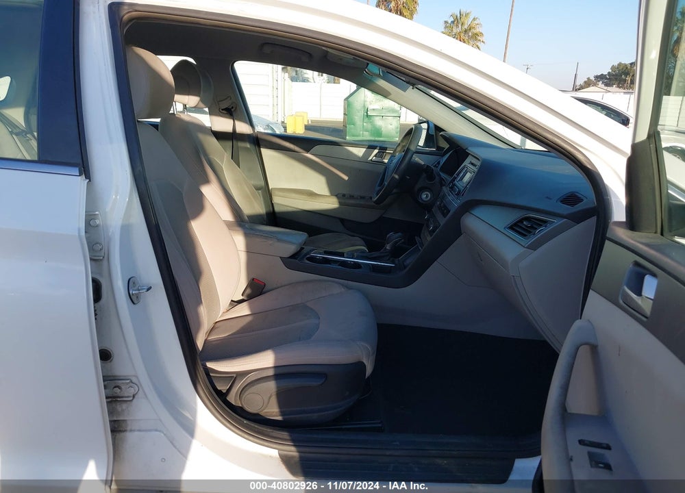 2016 HYUNDAI SONATA VIN: 5NPE24AF0GH398088