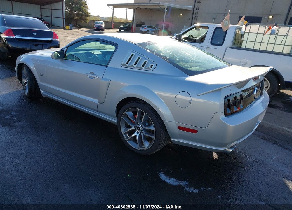 2005 FORD MUSTANG GT DELUXE/GT PREMIUM VIN: 1ZVHT82H555158014