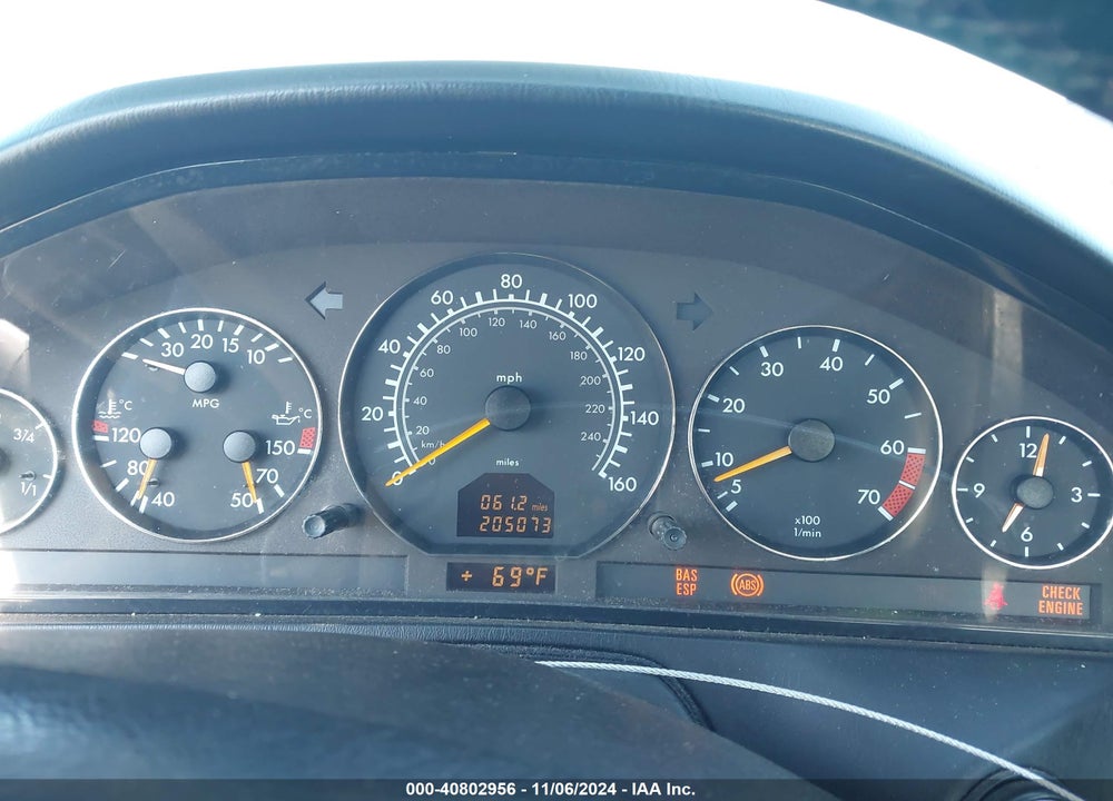 1999 MERCEDES-BENZ SL 500 VIN: WDBFA68F8XF177288