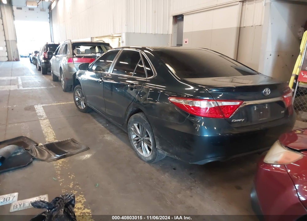 2017 TOYOTA CAMRY SE VIN: 4T1BF1FK0HU727418