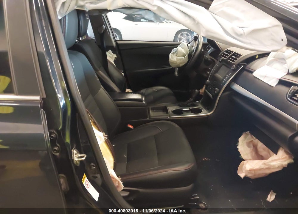 2017 TOYOTA CAMRY SE VIN: 4T1BF1FK0HU727418