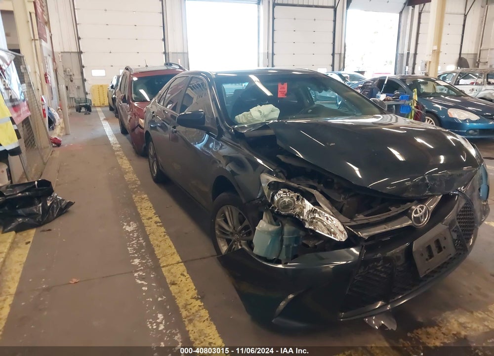 2017 TOYOTA CAMRY SE VIN: 4T1BF1FK0HU727418