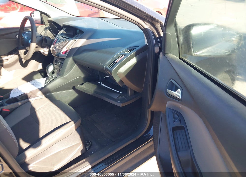 2014 FORD FOCUS SE VIN: 1FADP3F21EL419512