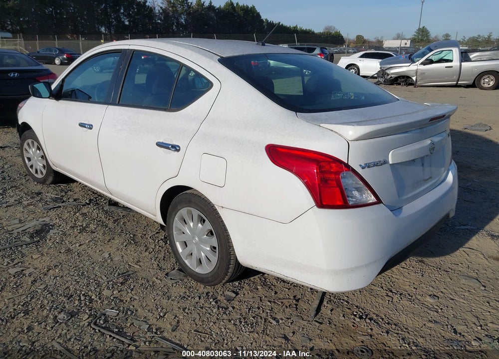 2018 NISSAN VERSA 1.6 SV VIN: 3N1CN7AP1JL850164