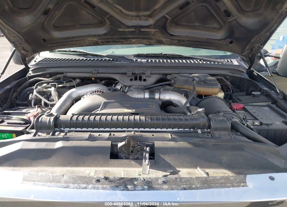 2005 FORD EXCURSION XLS/XLT VIN: 1FMSU41P35EA31247