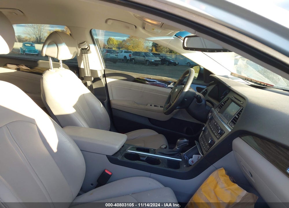 2017 HYUNDAI SONATA HYBRID LIMITED VIN: KMHE34L1XHA049006